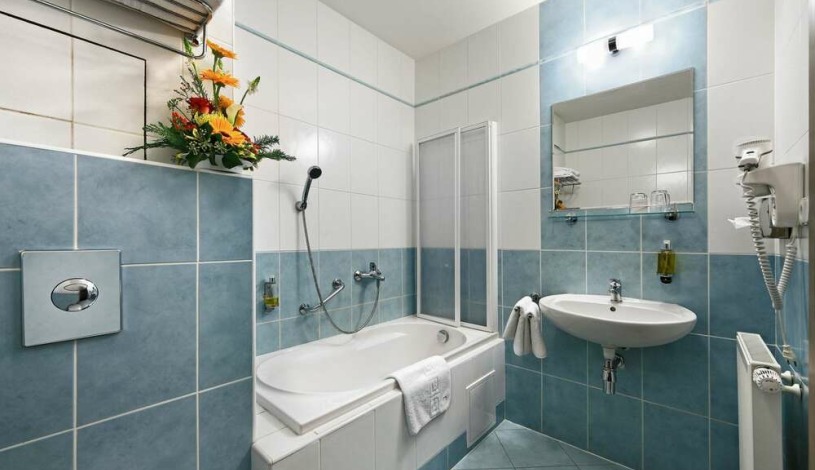 PARKHOTEL HLUBOKÁ NAD VLTAVOU Hluboká nad Vltavou